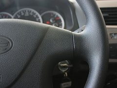 2011款 1.0L MT 标准型 国四