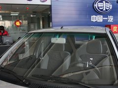 2011款 1.0L MT 标准型 国四