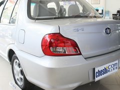 2011款 1.0L MT 标准型 国四