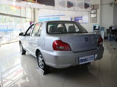 2011款 1.0L MT 标准型 国四