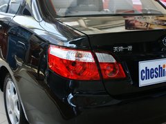 2011款 1.3L MT 豪华型 国四