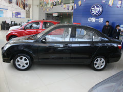 2011款 1.3L MT 豪华型 国四