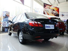 2011款 1.3L MT 豪华型 国四
