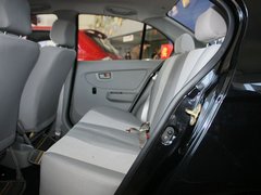 2011款 1.3L MT 豪华型 国四