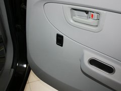 2011款 1.3L MT 豪华型 国四