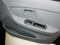 2011款 1.3L MT 豪华型 国四