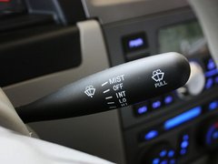 2011款 1.3L MT 豪华型 国四
