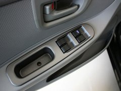 2011款 1.3L MT 豪华型 国四