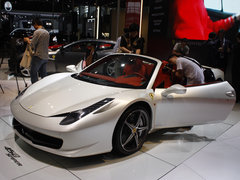 2012款 4.5L DCT 中国限量版