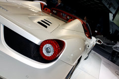2012款 4.5L DCT 中国限量版