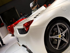 2012款 4.5L DCT 中国限量版