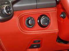 2012款 4.5L DCT 中国限量版