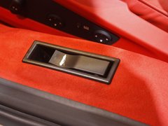 2012款 4.5L DCT 中国限量版