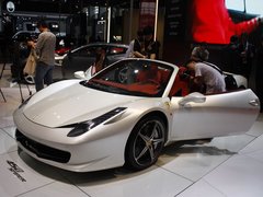 2012款 4.5L DCT 中国限量版