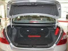 2012款 1.8L 手动 豪华型