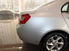 2012款 1.8L 手动 豪华型