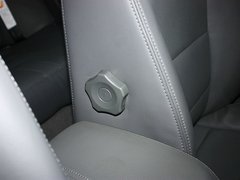 2012款 1.8L 手动 尊贵版