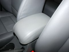 2012款 1.8L 手动 尊贵版