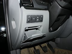 2012款 1.8L 手动 尊贵版