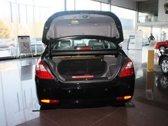 2012款 1.8L 手动 尊贵版