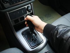 2012款 1.8L CVT 豪华型