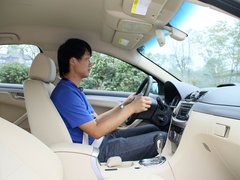 2012款 2.0 DVVT 自动 豪华型