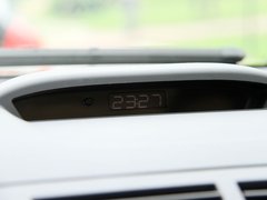 2012款 2.0 DVVT 自动 豪华型