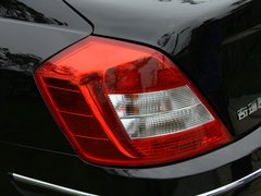 2012款 2.0 DVVT 自动 豪华型