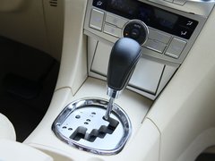 2012款 2.0 DVVT 自动 豪华型