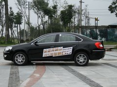 2012款 2.0 DVVT 自动 豪华型