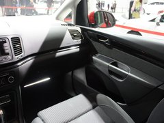 2013款 1.8TSI DCT 豪华版 欧V 7座