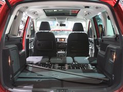 2013款 1.8TSI DCT 豪华版 欧V 7座
