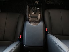 2011款 RX320 3.2 自动 四驱豪华导航版 7座