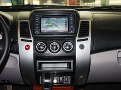 2011款 3.0 自动 豪华导航版7座