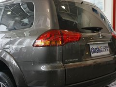 2011款 3.0 自动 豪华导航版7座