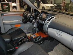 2011款 3.0 自动 豪华导航版7座