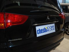 2011款 3.0 自动 豪华导航版7座