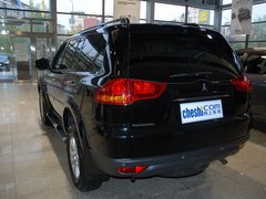 2011款 3.0 自动 豪华导航版7座