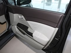 2012款 1.8L 自动 舒适版