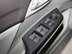 2012款 1.8L 自动 舒适版