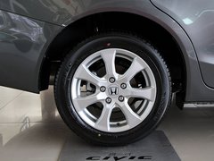2012款 1.8L 自动 舒适版