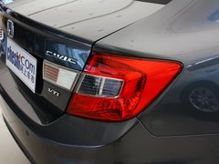 2012款 1.8L 自动 舒适版