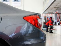 2012款 1.8L 自动 舒适版