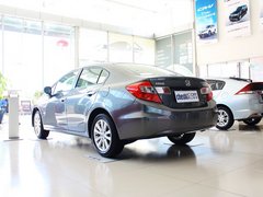 2012款 1.8L 自动 舒适版