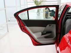 2012款 1.8L 自动 舒适版