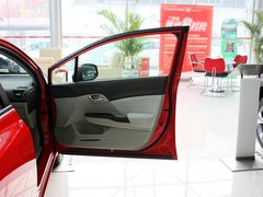 2012款 1.8L 自动 舒适版