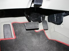 2012款 1.8L 自动 舒适版