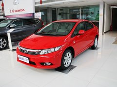 2012款 1.8L 自动 舒适版