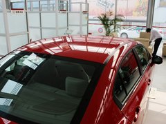 2012款 1.8L 自动 舒适版