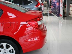 2012款 1.8L 自动 舒适版